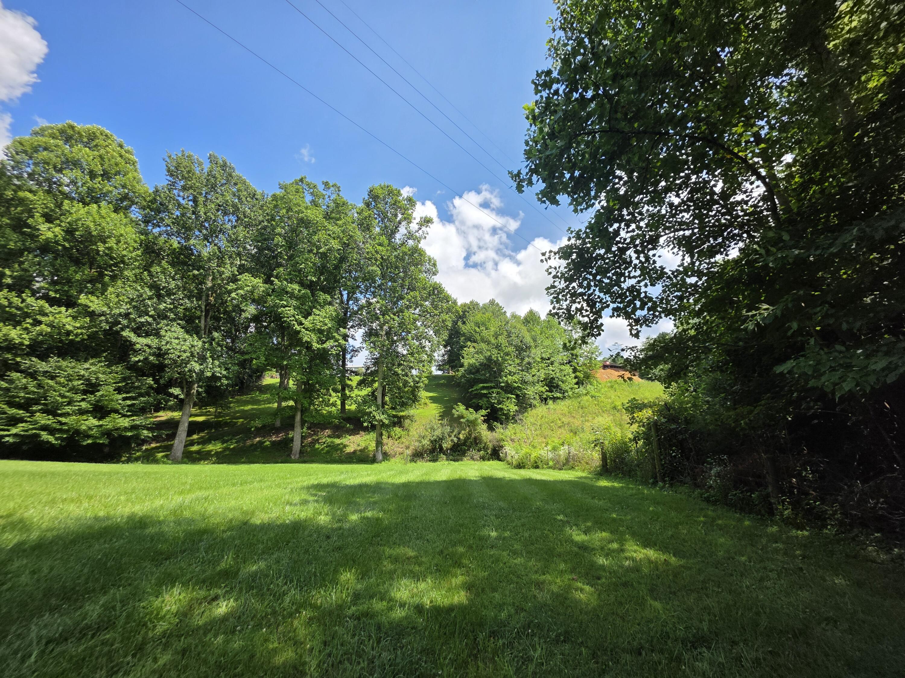 91 Blakley Subdivision Road London, KY 40741 - Photo 16 of 37 20260708_154223