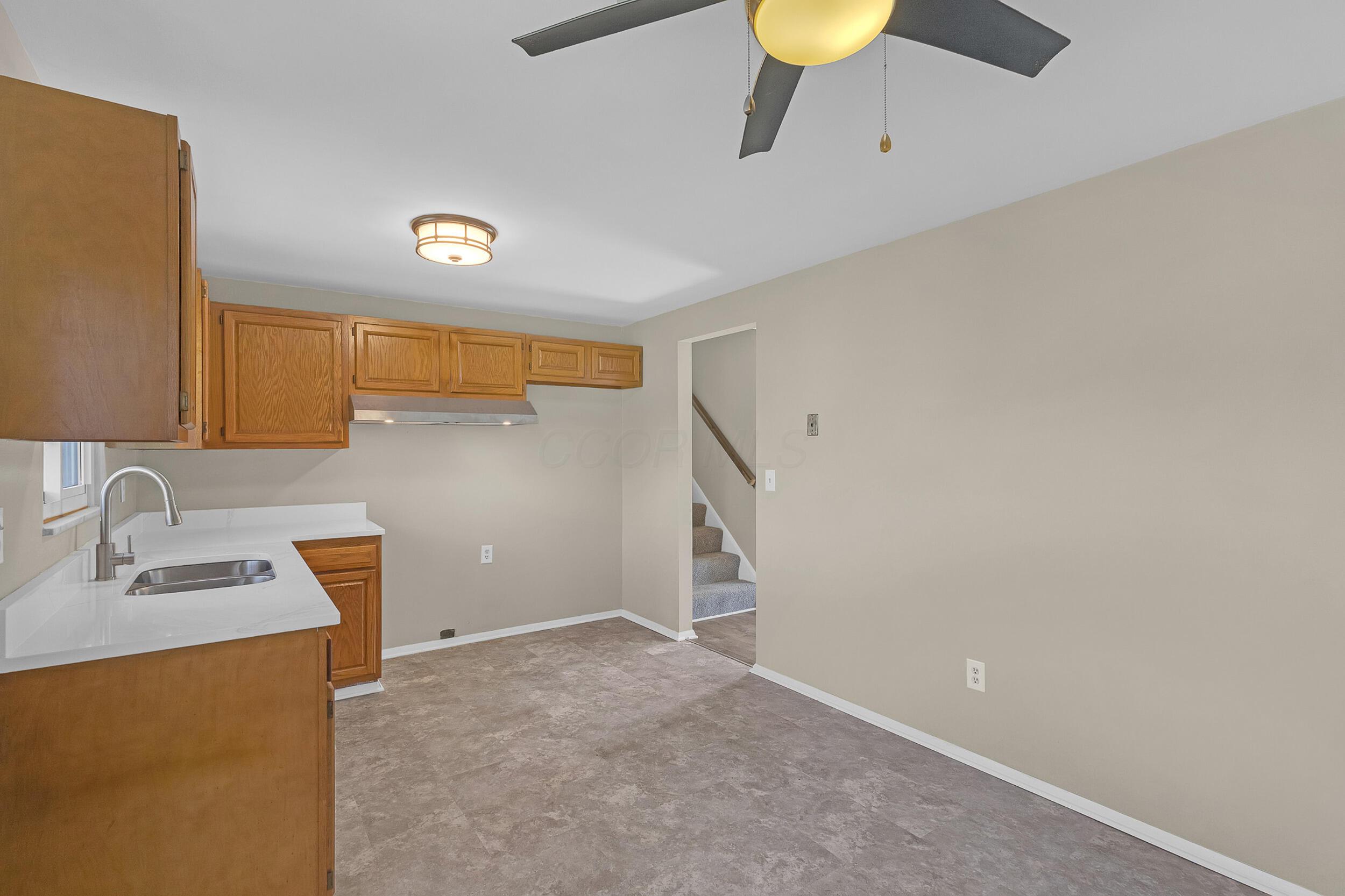 5900 Balboa Road Westerville, OH 43081 - Photo 14 of 25
