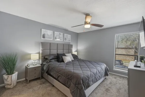 $158,900 | 1900 Cloisters Drive, Unit 322, Arlington, TX 76011