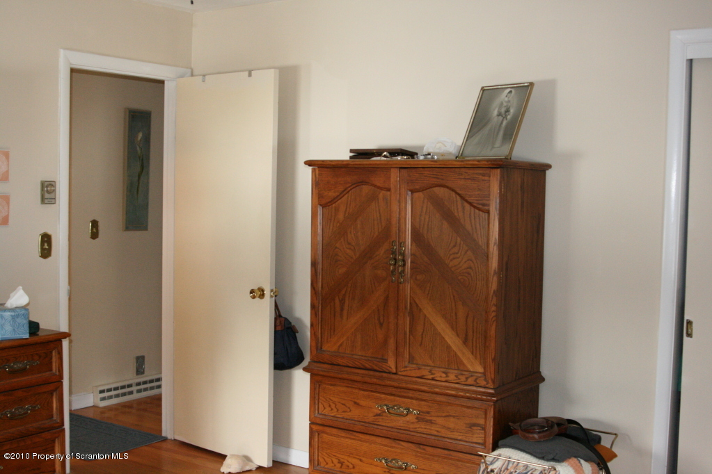 105 T Rt 360 Moscow, PA 18444 - Photo 25 of 40 Gallery Image 25