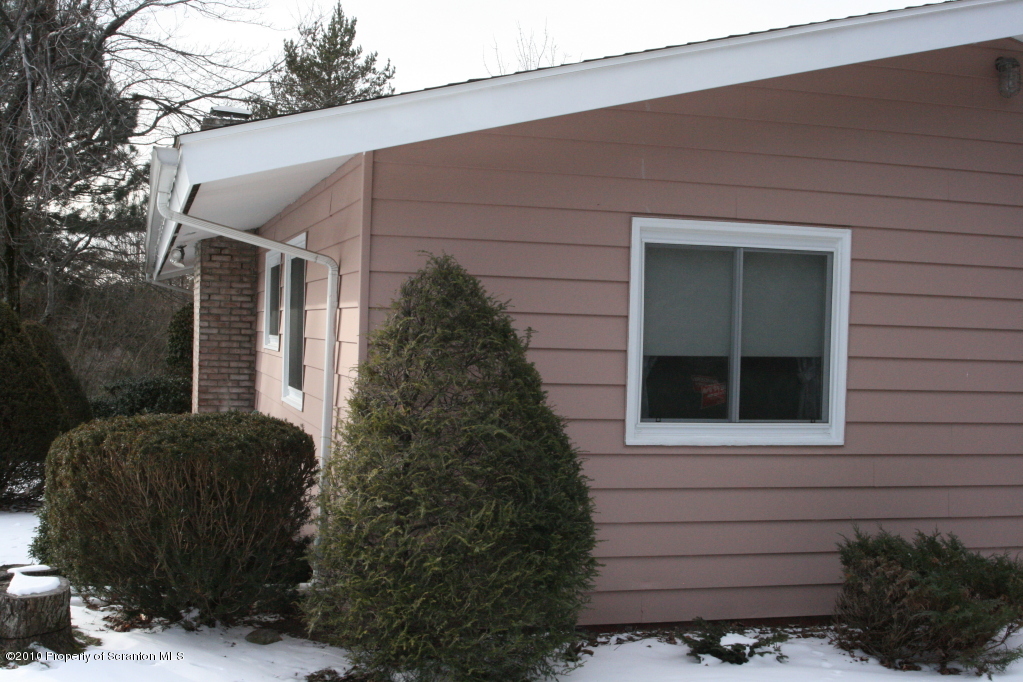 105 T Rt 360 Moscow, PA 18444 - Photo 35 of 40 Gallery Image 35