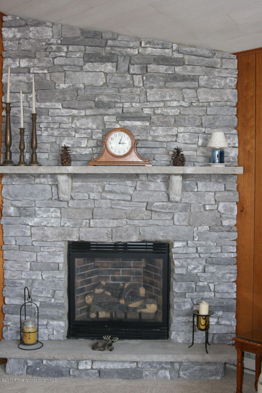 105 T Rt 360 Moscow, PA 18444 - Photo 5 of 40 Gallery Image 5