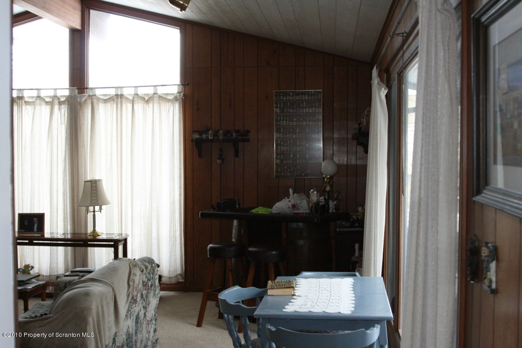 105 T Rt 360 Moscow, PA 18444 - Photo 8 of 40 Gallery Image 8
