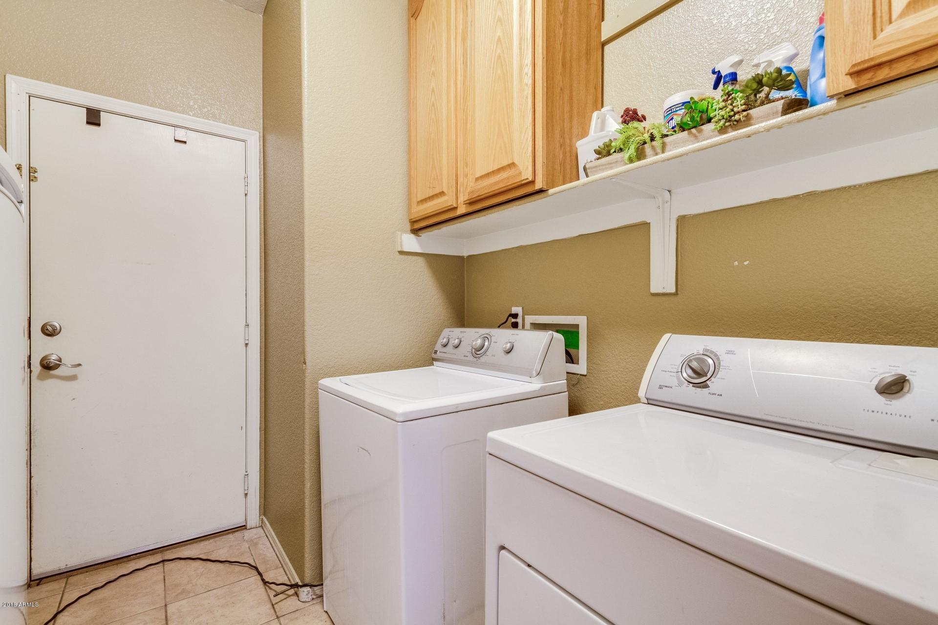 9519 West Monte Vista Road Phoenix, AZ 85037 - Photo 23 of 50 Laundry Room