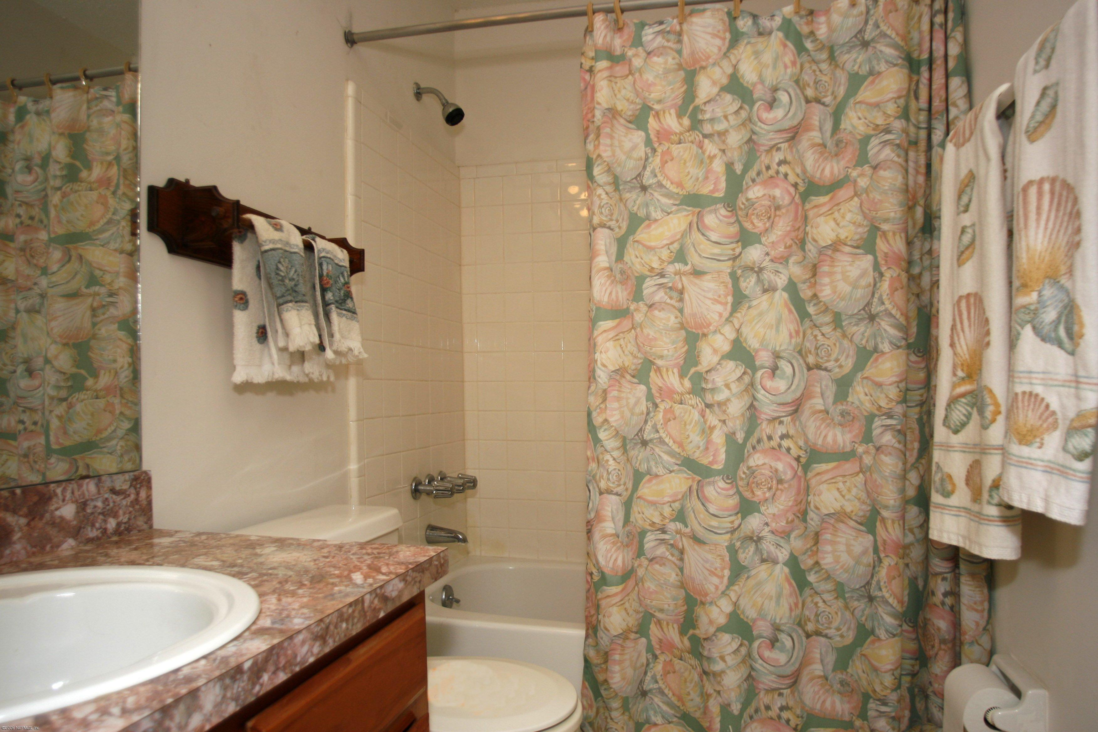 516 Penman Road Neptune Beach, FL 32266 - Photo 5 of 13 Guest Bathroom
