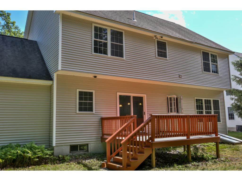 7 Edgewood Amherst, NH 03031 - Photo 31 of 36