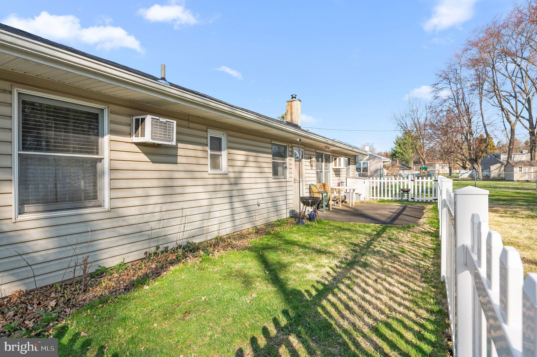 1027 Rozel Avenue Southampton, PA 18966 - Photo 22 of 24 a view of a house with backyard and sitting area
