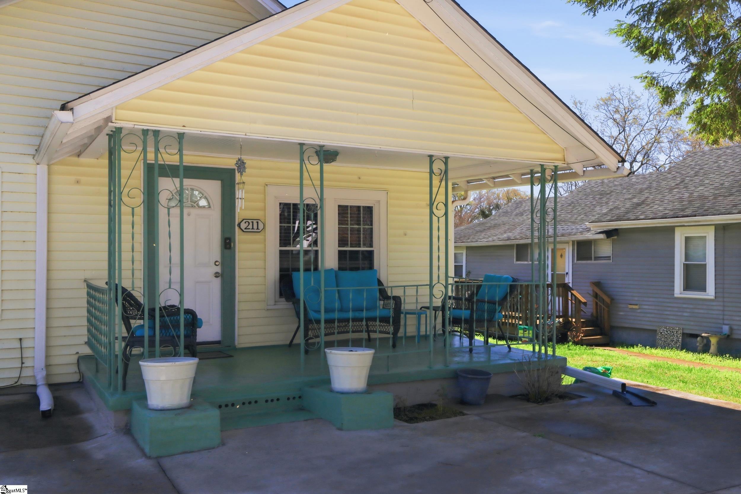 211 Buncombe Street Greer, SC 29650 - Photo 3 of 26