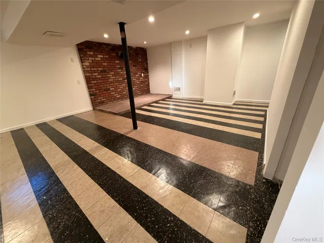 $4,300 | Undisclosed Address, Ronkonkoma, NY 11779