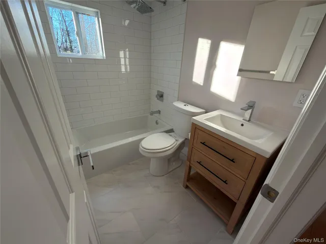 $4,300 | Undisclosed Address, Ronkonkoma, NY 11779