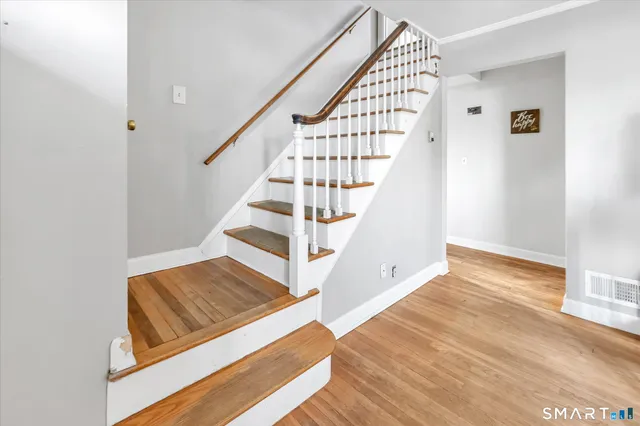 $549,900 | 61 Ryegate Terrace, Stratford, CT 06615