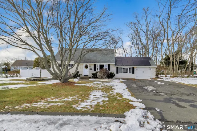 $549,900 | 61 Ryegate Terrace, Stratford, CT 06615