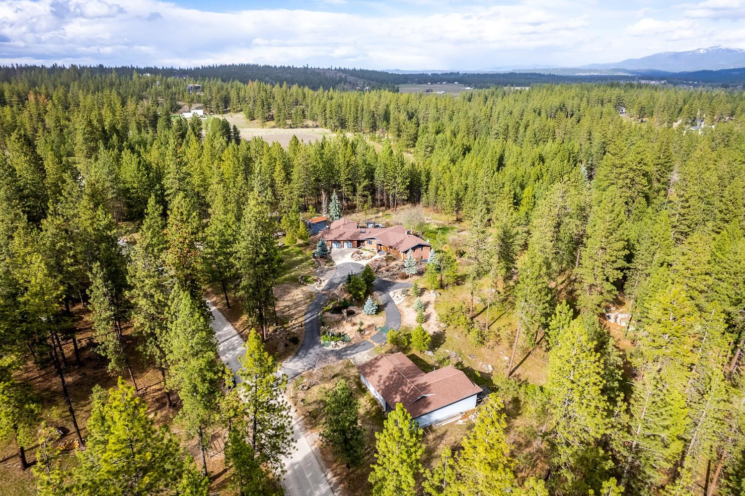 14704 North Hazard Road Spokane, WA 99208 - Photo 35 of 47