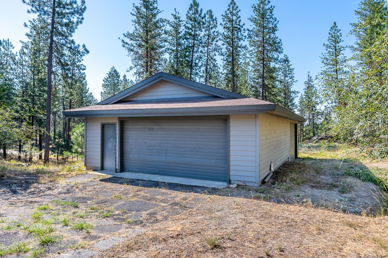 14704 North Hazard Road Spokane, WA 99208 - Photo 40 of 47