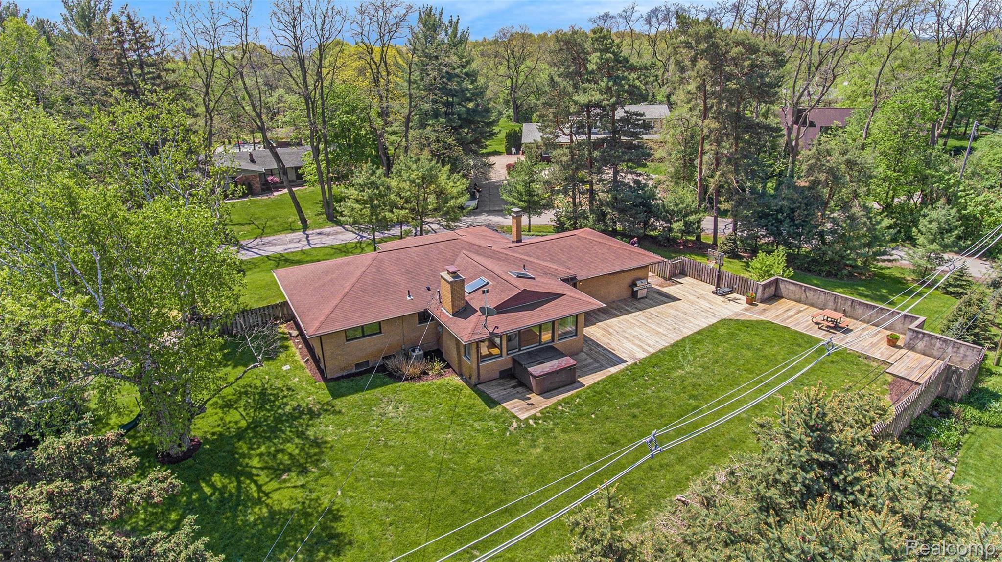 1841 Carter Road Rochester, MI 48306 - Photo 45 of 50 DJI_0002-.jpg