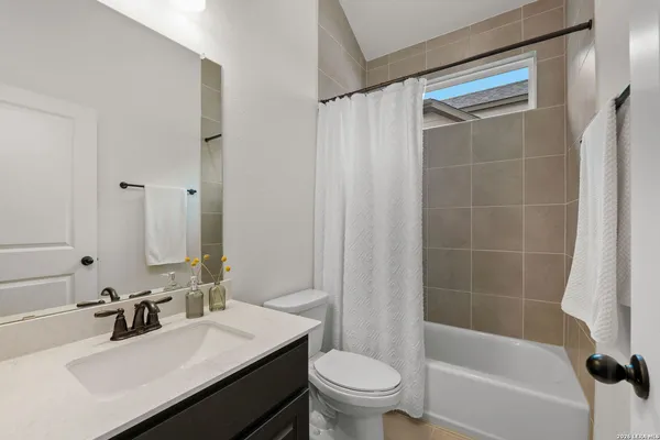 $3,600 | 1014 Harmisch Lane, San Antonio, TX 78260