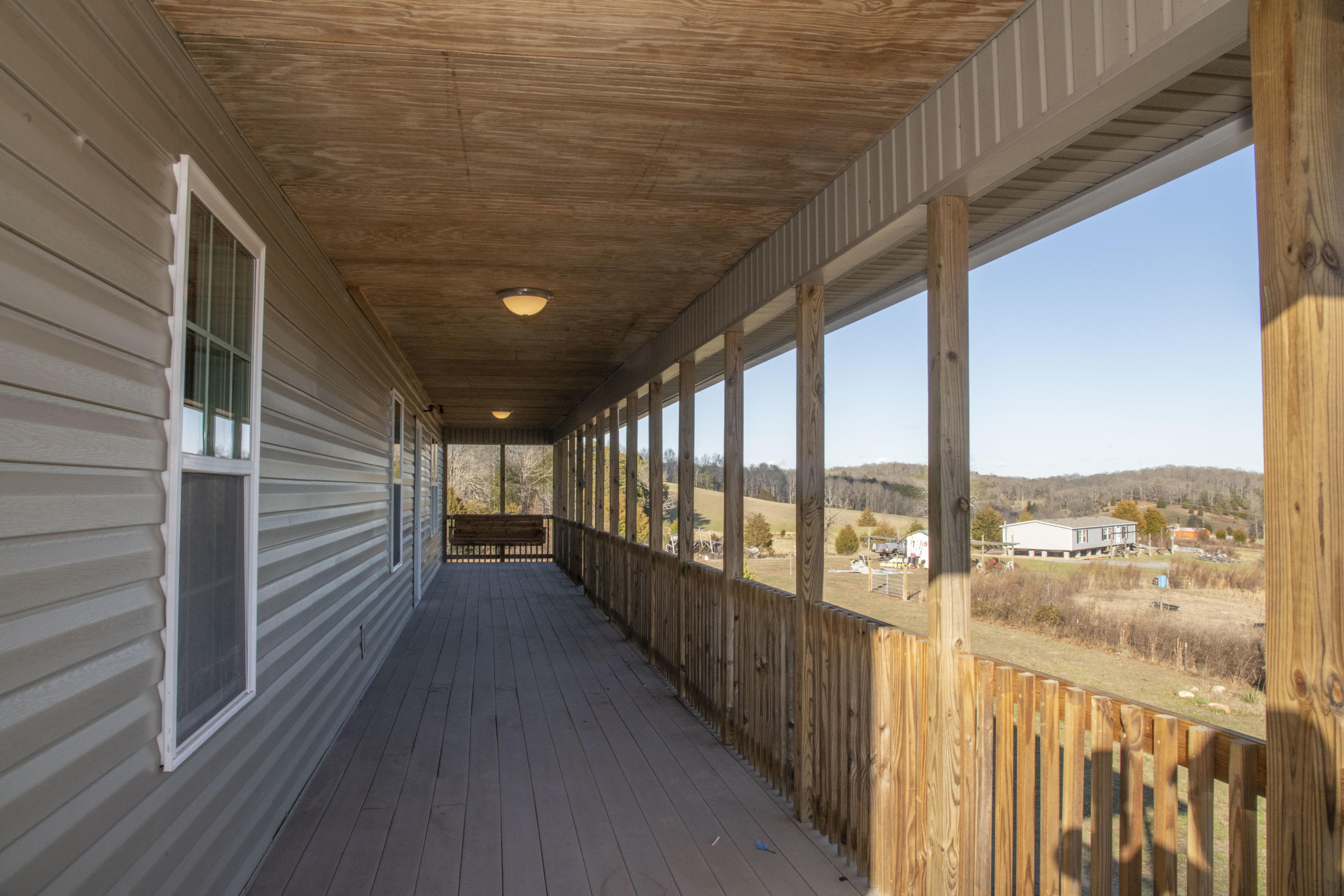 24399 Highway 58 Decatur, TN 37322 - Photo 2 of 28 _MED3852