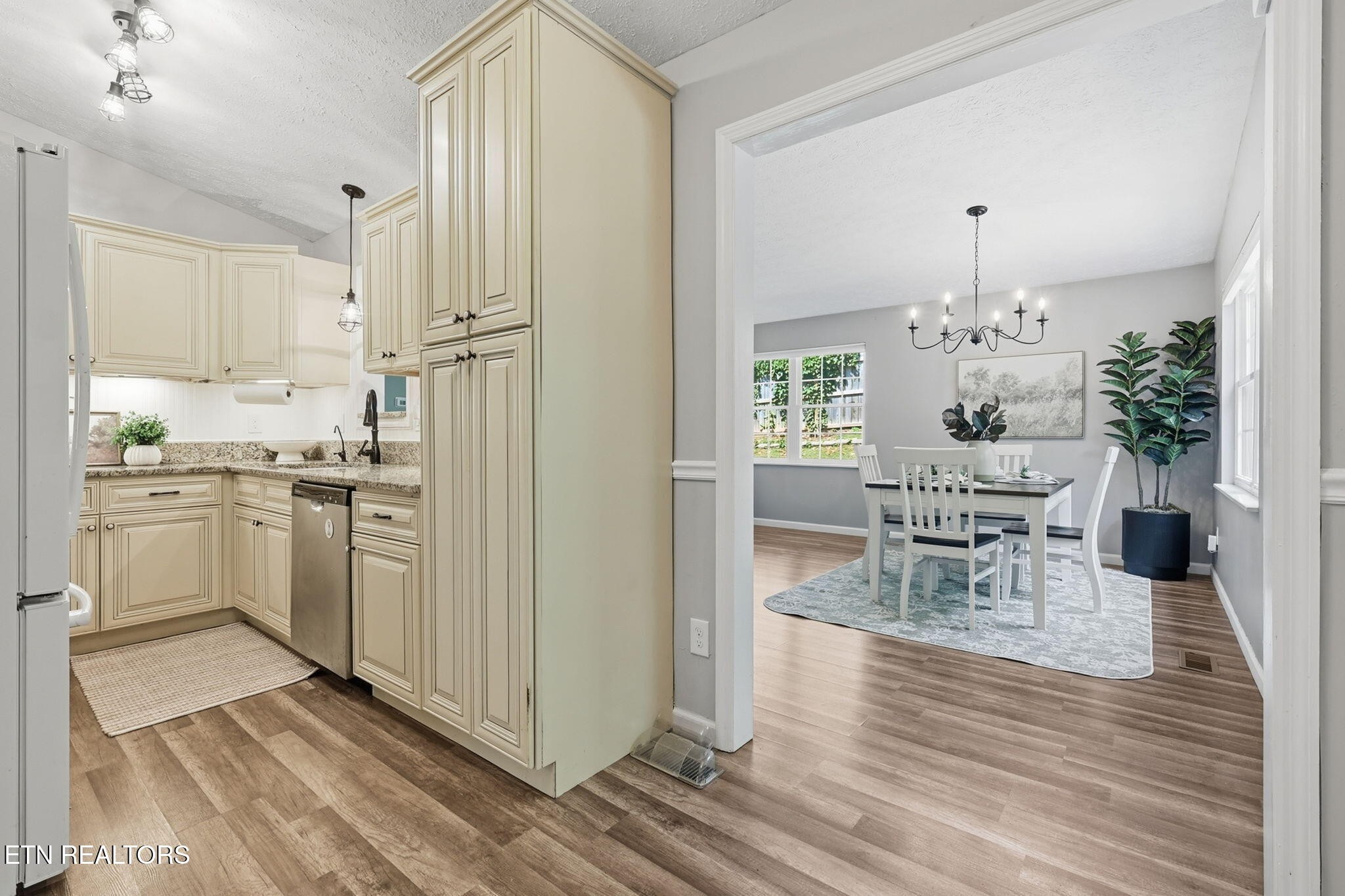 3313 Wexgate Road Knoxville, TN 37931 - Photo 6 of 37 Gallery Image 6