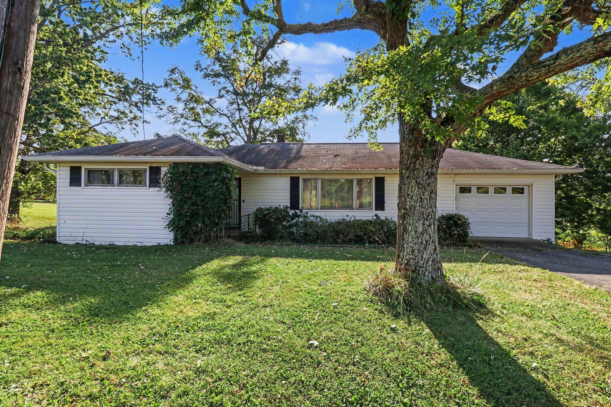 13649 Green Road Walton, KY 41094 - Photo 4 of 38 002_file_2852