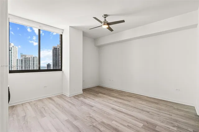 $4,150 | 999 Southwest 1st Avenue, Unit PH08, Miami, FL 33130