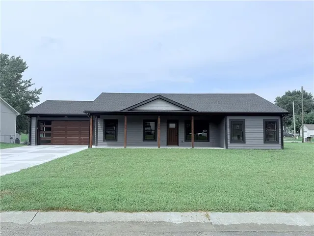 $287,500 | 500 West Haven Drive, Richmond, MO 64085