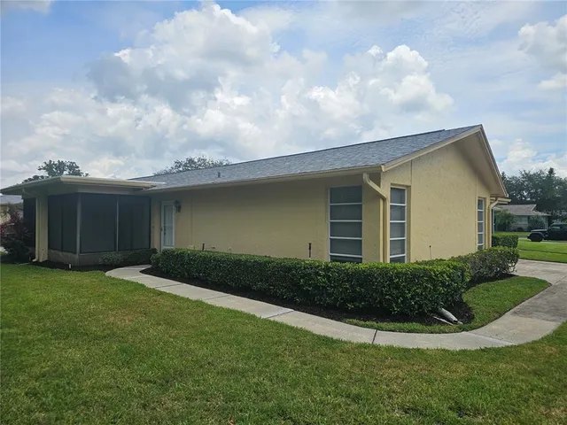 $2,000 | 1107 Queen Anne Drive, Unit C, Palm Harbor, FL 34684