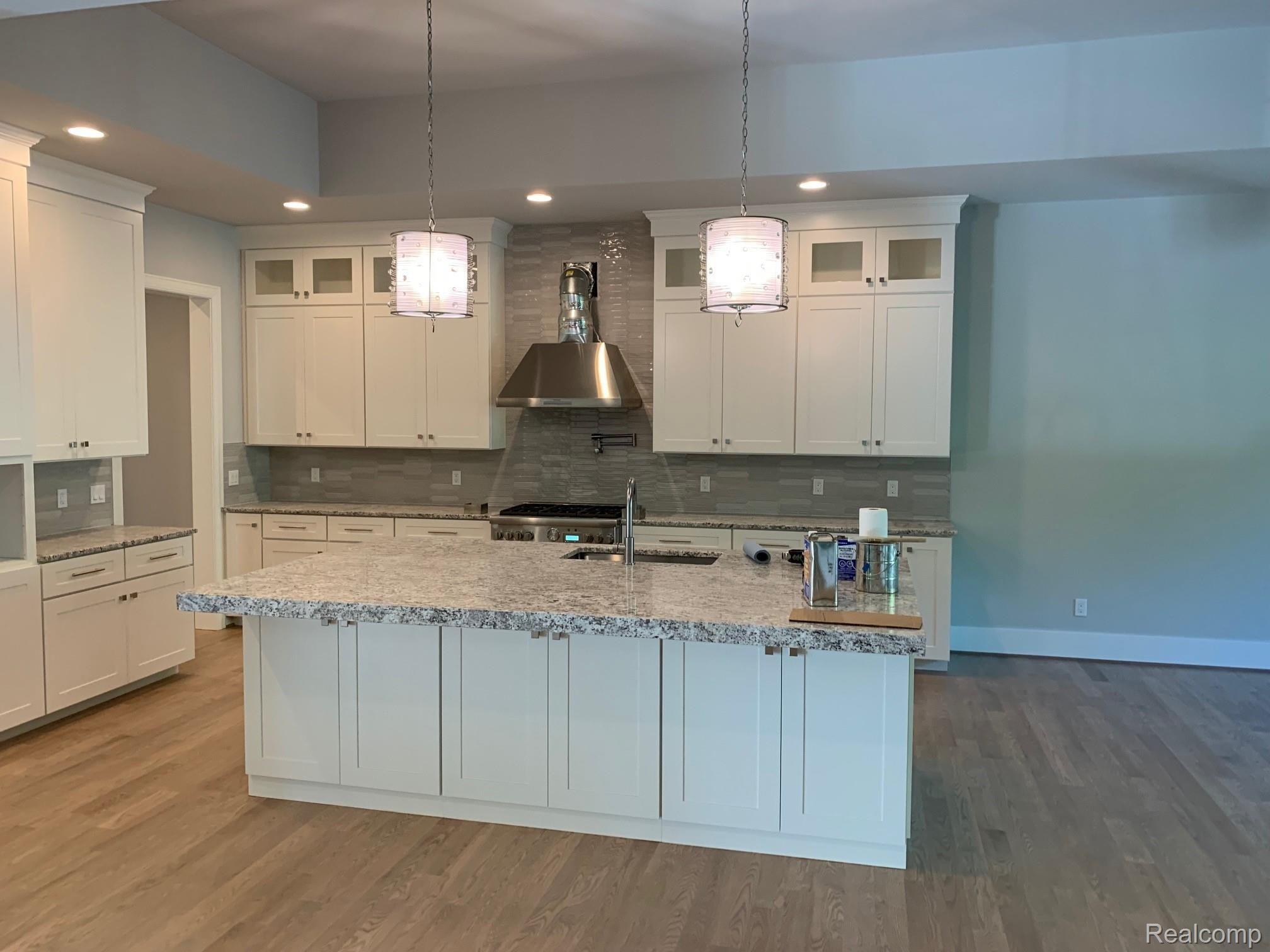 3708 Thatcher Drive Rochester, MI 48309 - Photo 5 of 10 IMG_5631.jpg