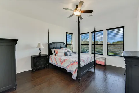 $665,000 | 128 West Adelanta Place, Round Rock, TX 78681