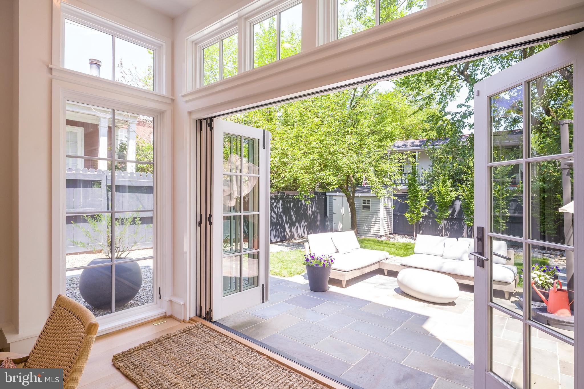 3417 R Street Northwest Washington, DC 20007 - Photo 14 of 39