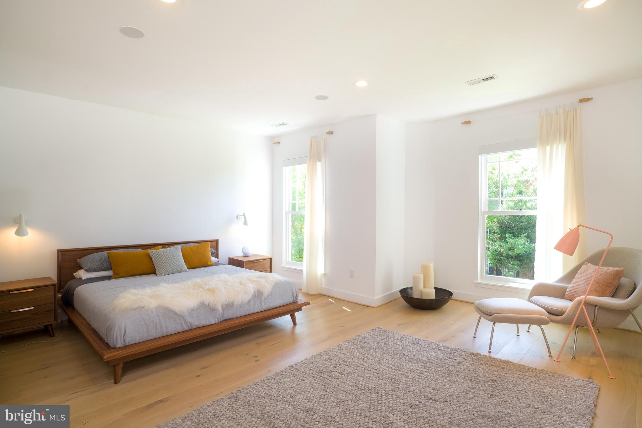 3417 R Street Northwest Washington, DC 20007 - Photo 17 of 39