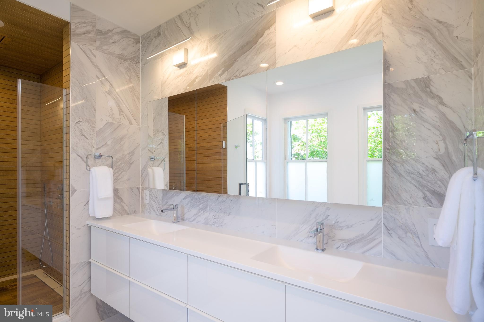 3417 R Street Northwest Washington, DC 20007 - Photo 23 of 39