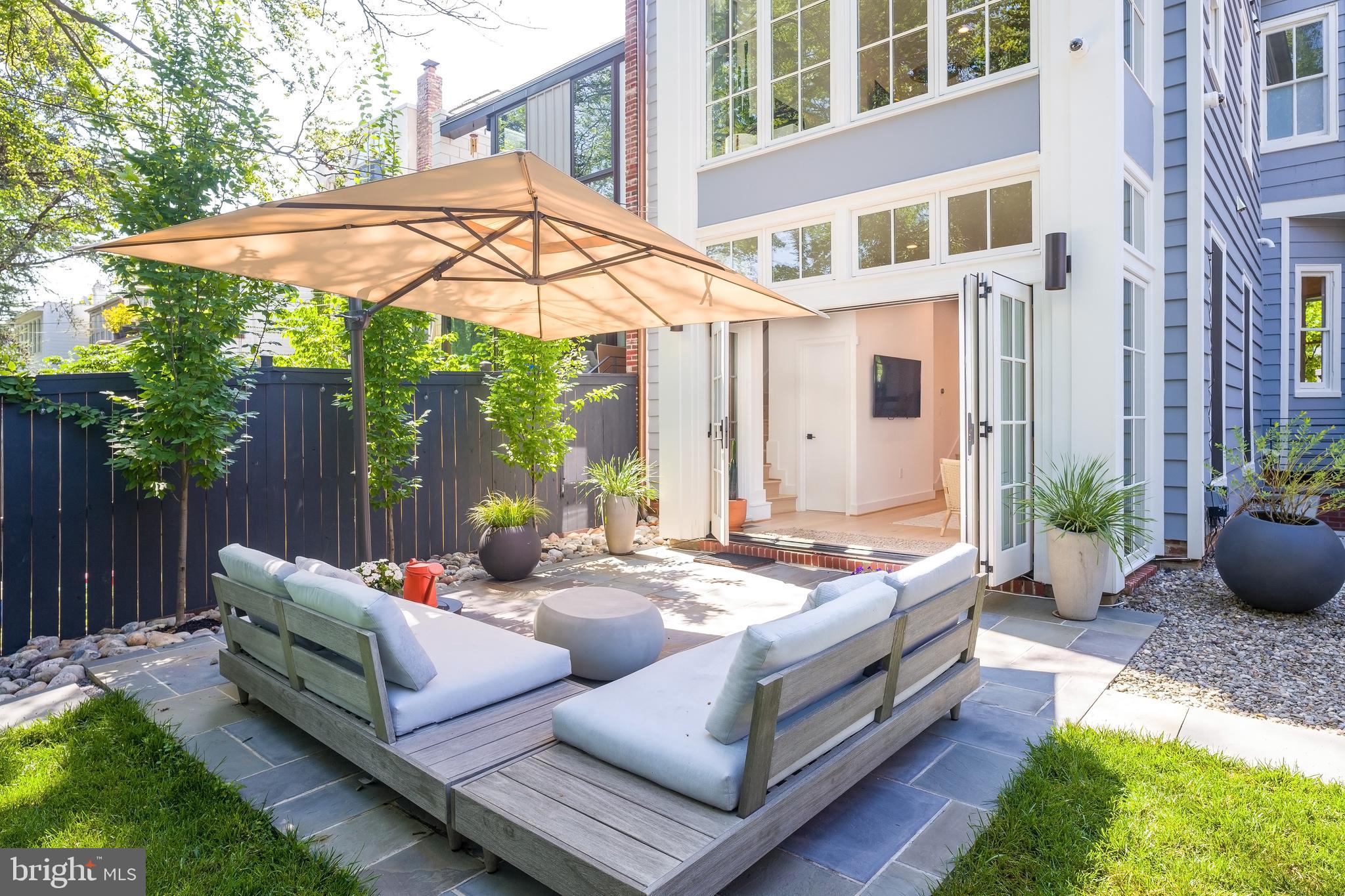 3417 R Street Northwest Washington, DC 20007 - Photo 35 of 39