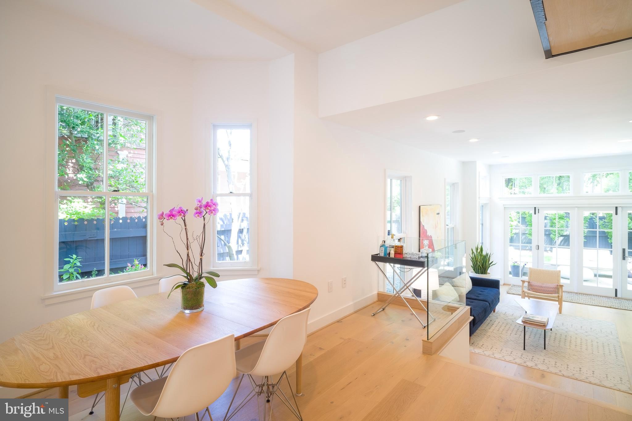 3417 R Street Northwest Washington, DC 20007 - Photo 8 of 39