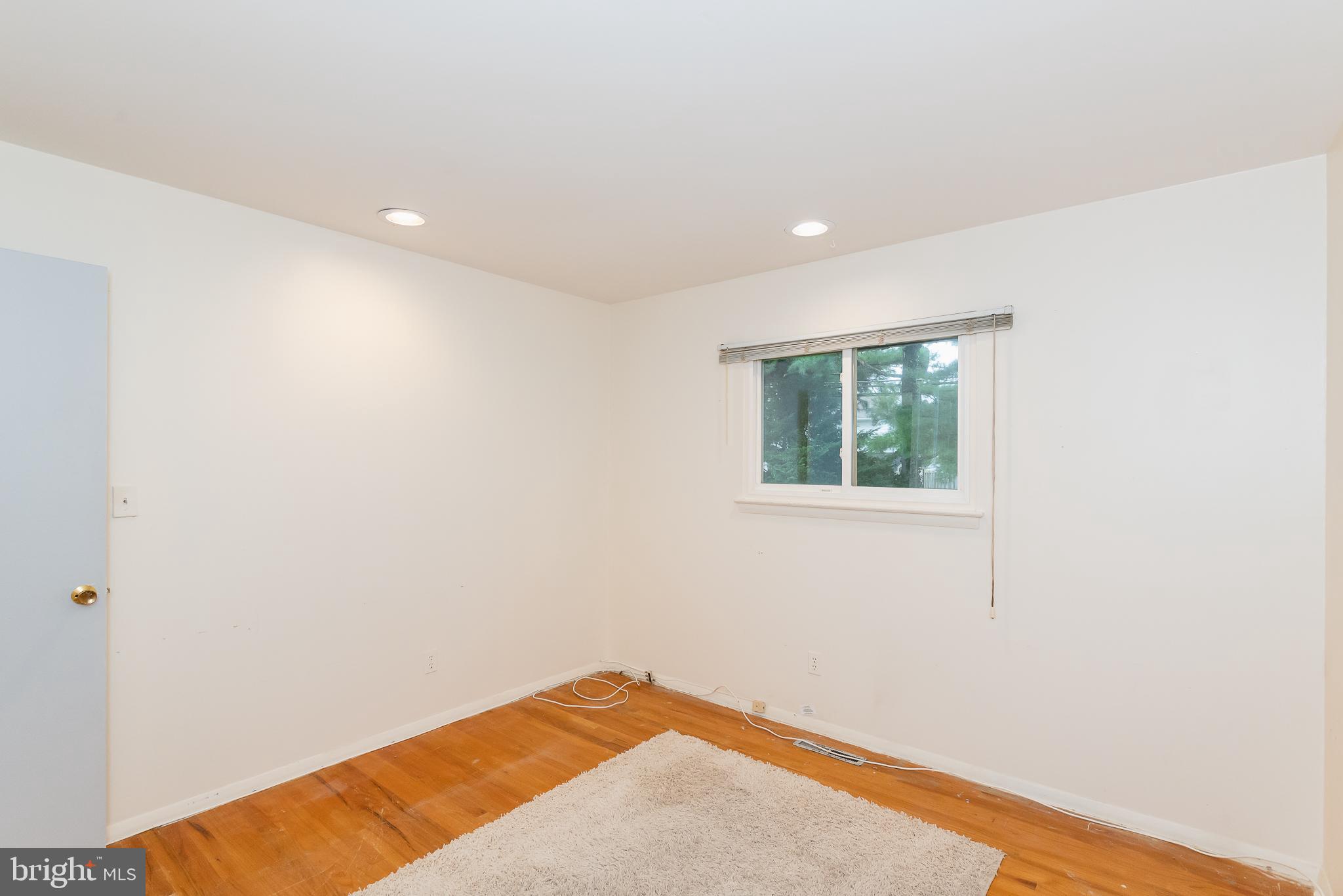 8328 Scotts Level Road Baltimore, MD 21208 - Photo 17 of 37
