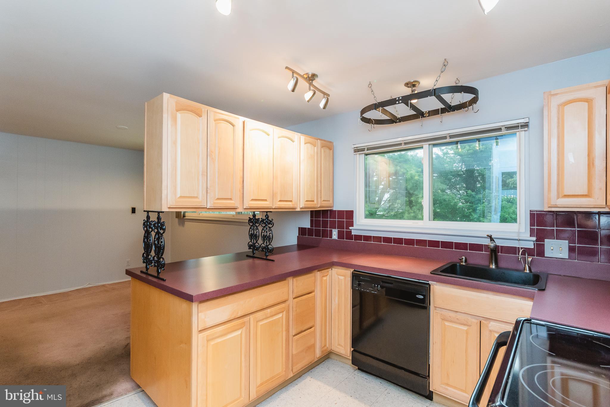 8328 Scotts Level Road Baltimore, MD 21208 - Photo 3 of 37