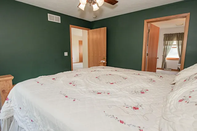 $324,900 | 8075 6th Street, Goodview, MN 55959