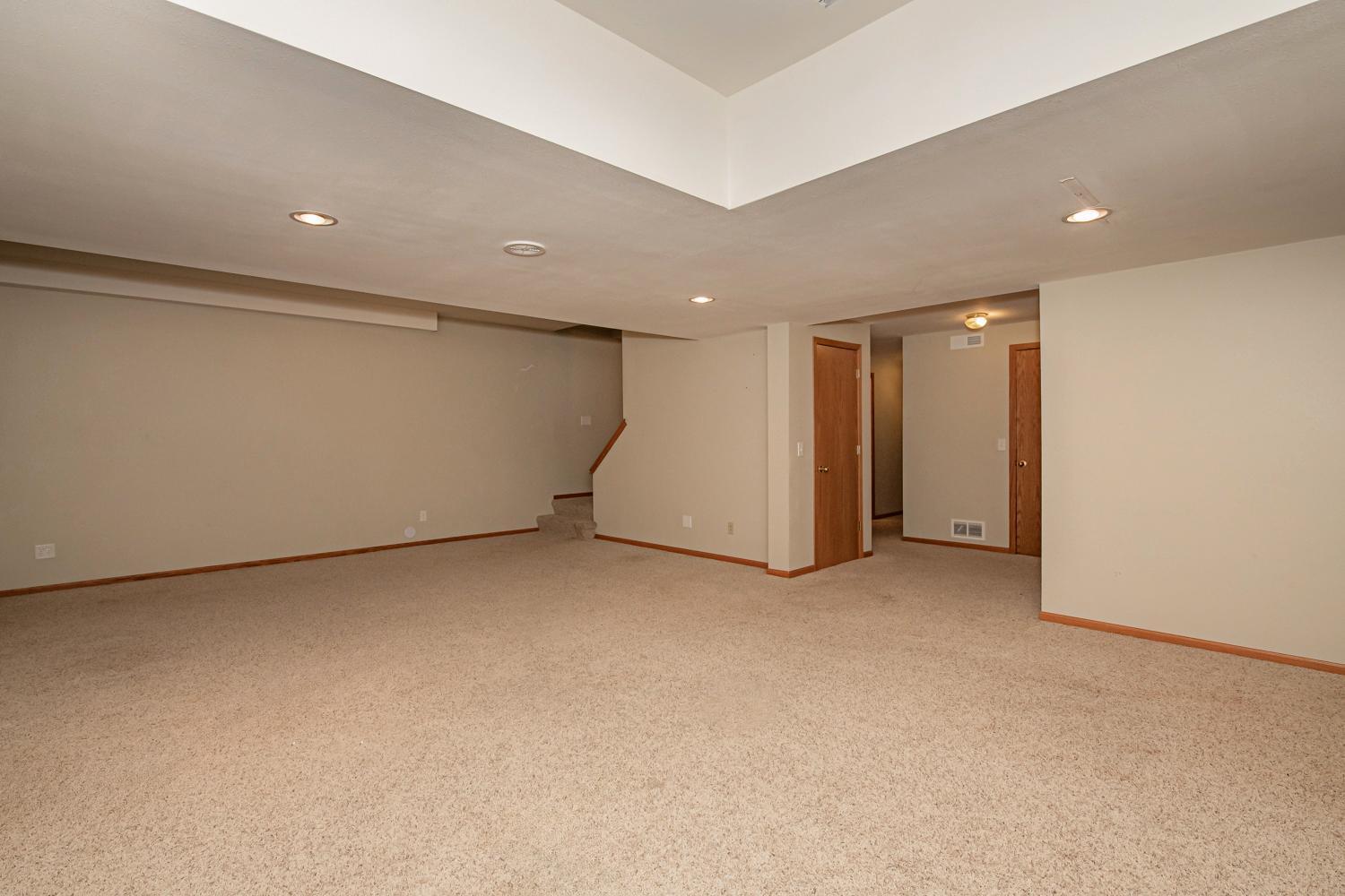 8075 6th Street Goodview, MN 55959 - Photo 32 of 49