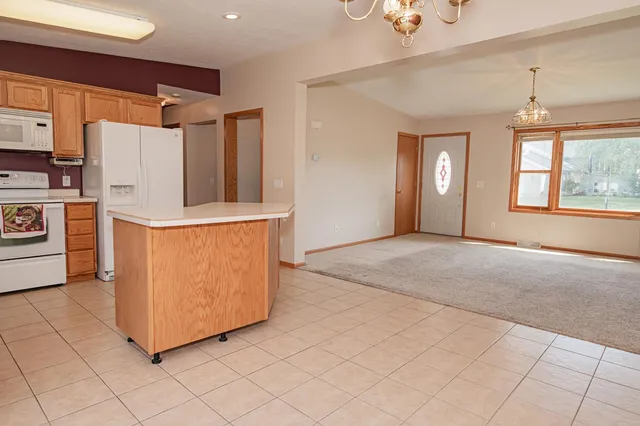 $324,900 | 8075 6th Street, Goodview, MN 55959