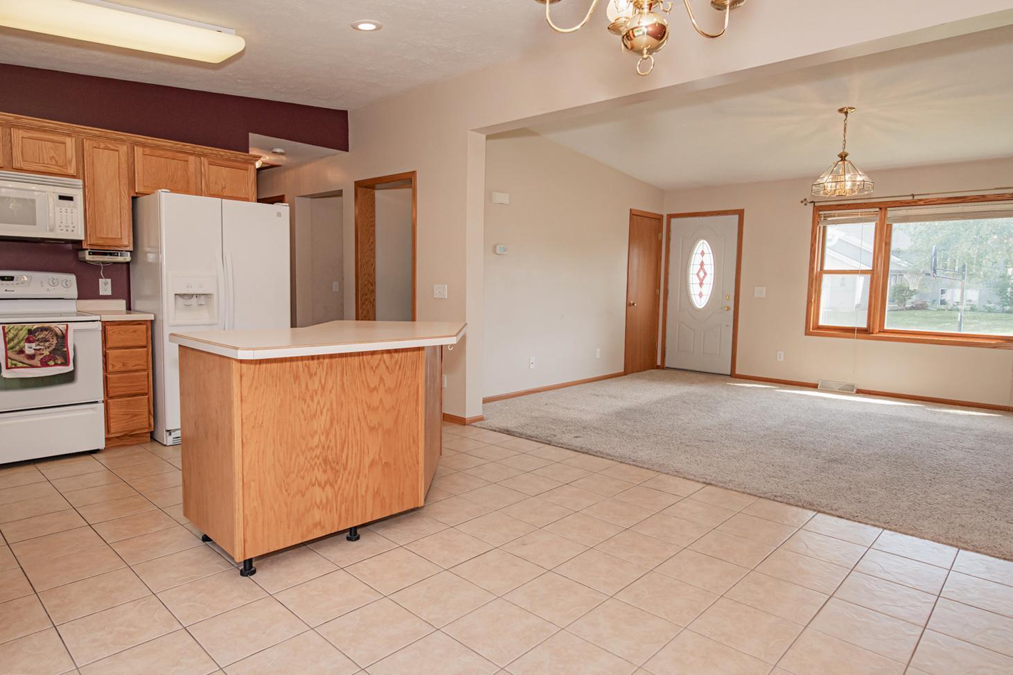 8075 6th Street Goodview, MN 55959 - Photo 10 of 49