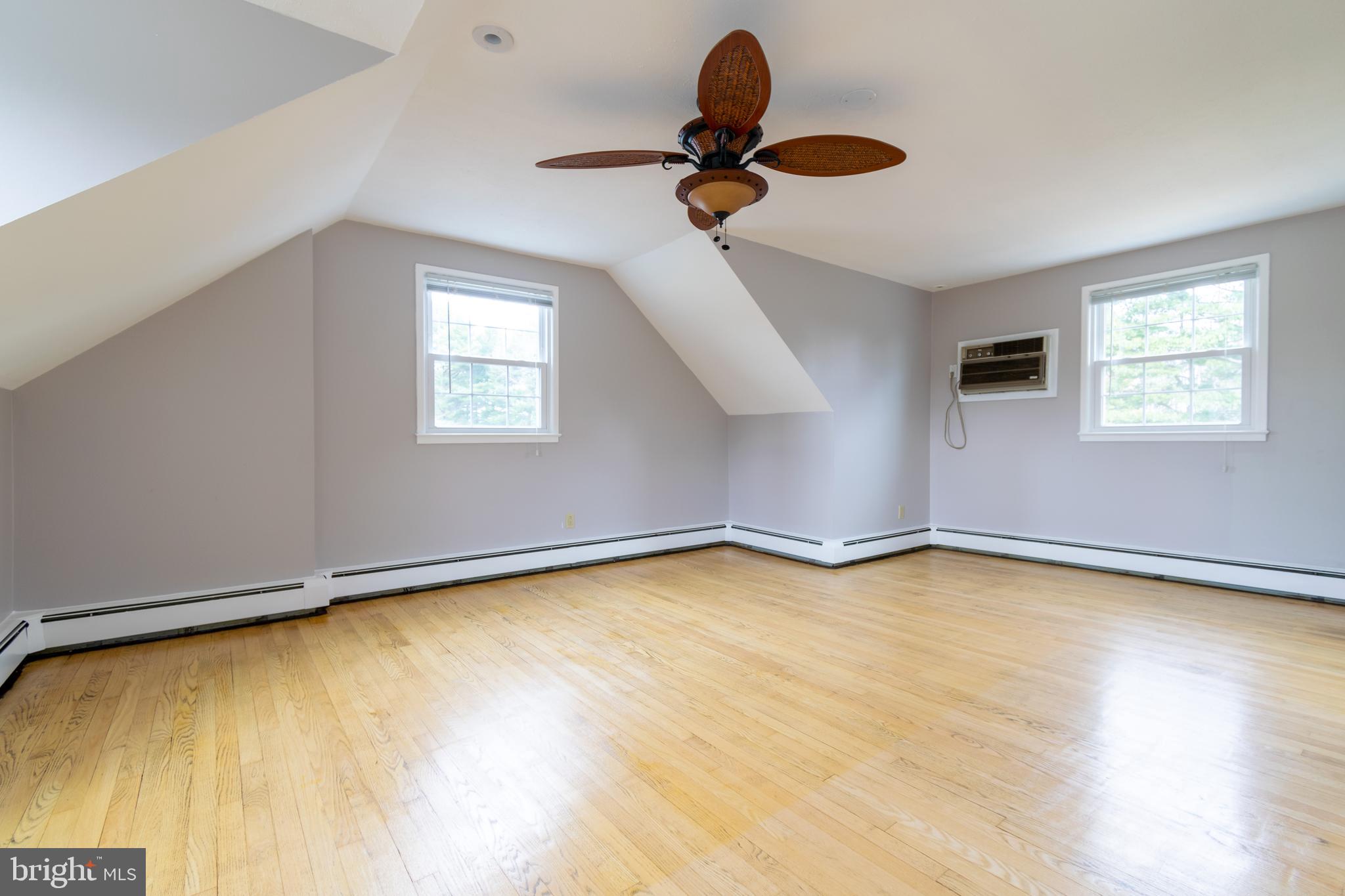 15411 Rowland Lane Silver Spring, MD 20905 - Photo 16 of 53 Gallery Image 16