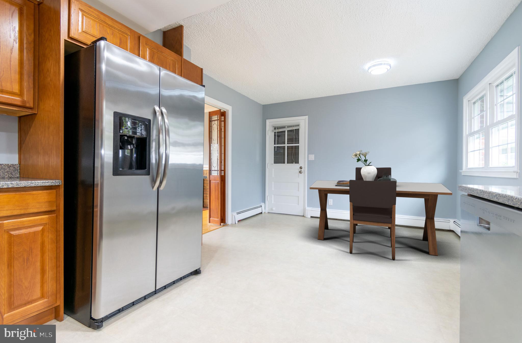15411 Rowland Lane Silver Spring, MD 20905 - Photo 6 of 53 Gallery Image 6