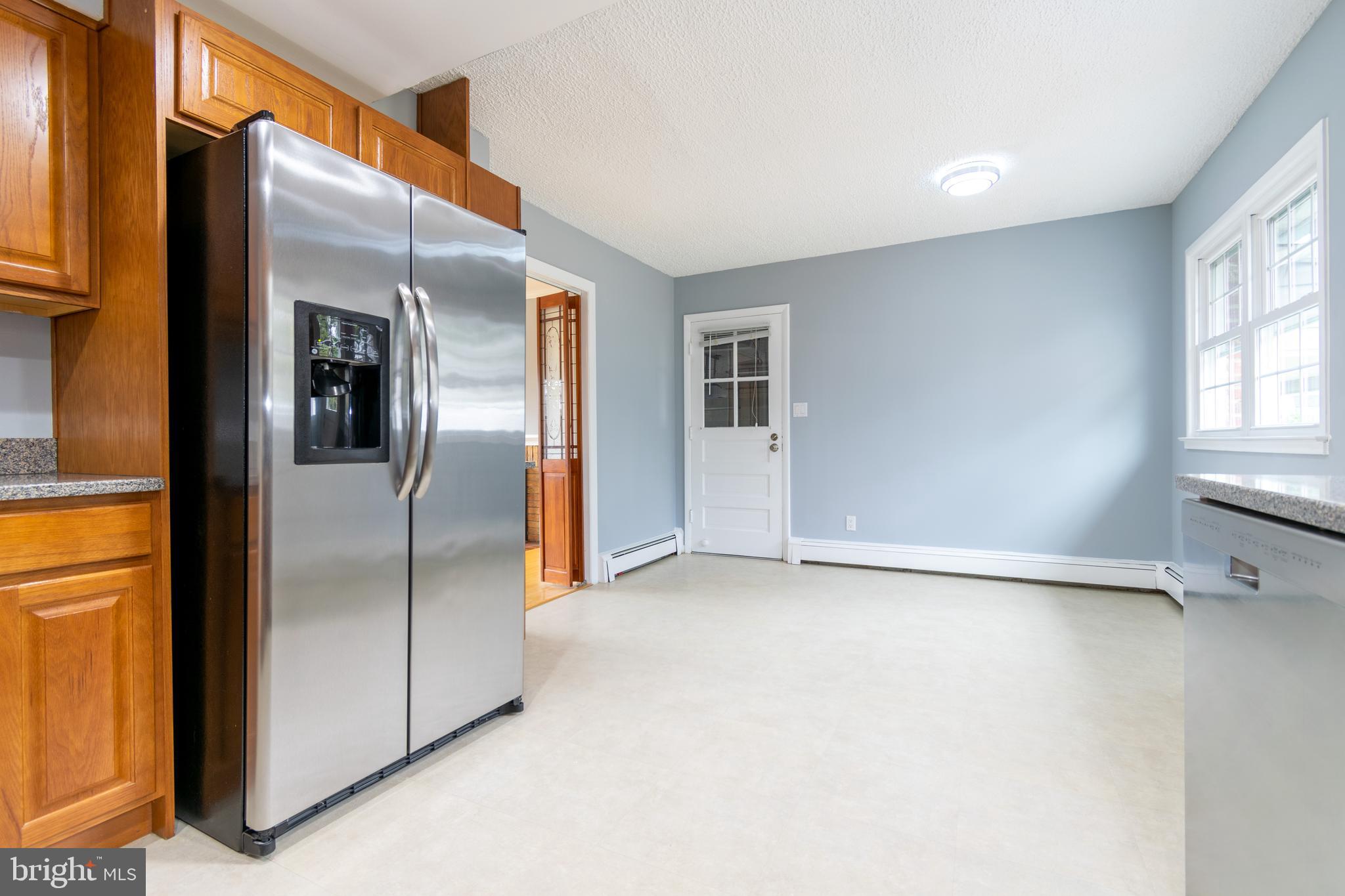 15411 Rowland Lane Silver Spring, MD 20905 - Photo 7 of 53 Gallery Image 7