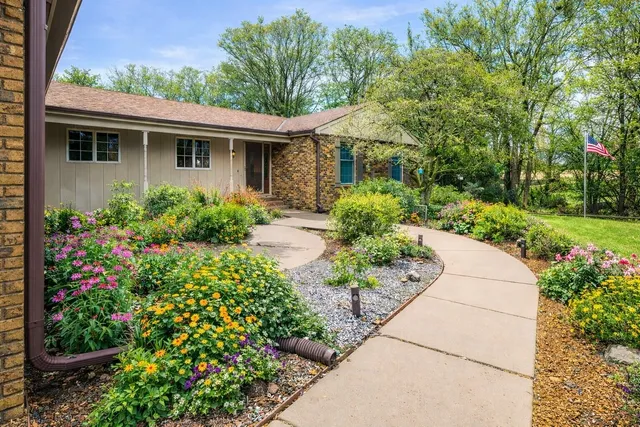 $499,900 | 842 North 400 East, Valparaiso, IN 46383