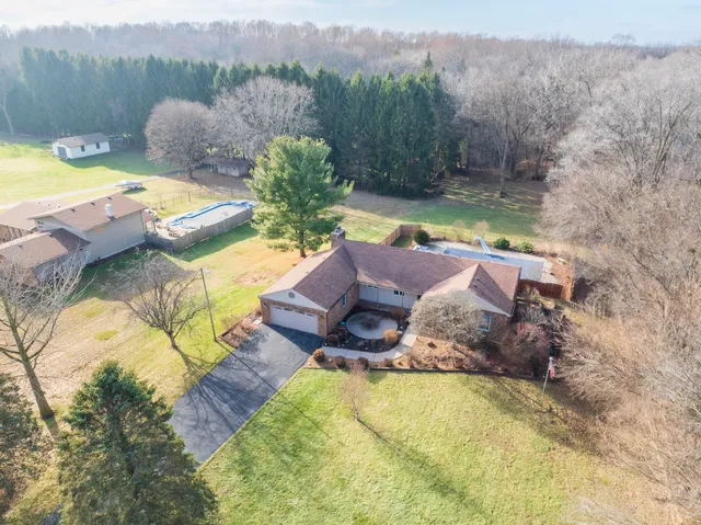 $499,900 | 842 North 400 East, Valparaiso, IN 46383