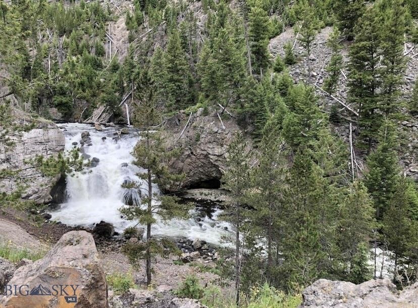 301 Spring Street Gardiner, MT 59030 - Photo 43 of 44 Yellowstone
