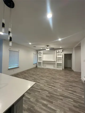 $2,500 | 6915 Dell Vista Drive, Rosenberg, TX 77469