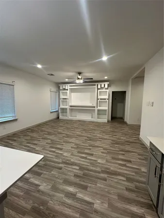 $2,380 | 6915 Dell Vista Drive, Rosenberg, TX 77469
