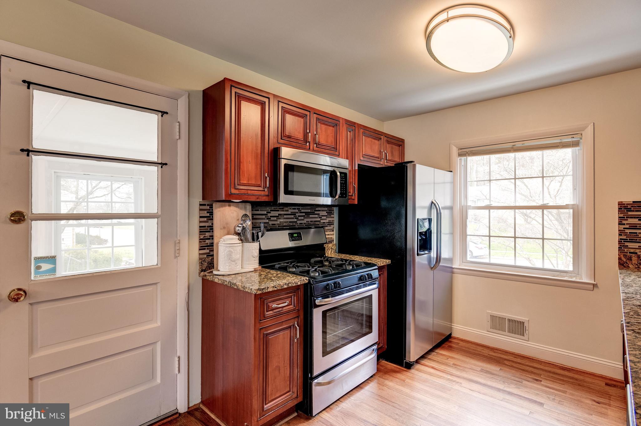 244 Walgrove Road Reisterstown, MD 21136 - Photo 13 of 43 Kitchen | Enclosed Porch