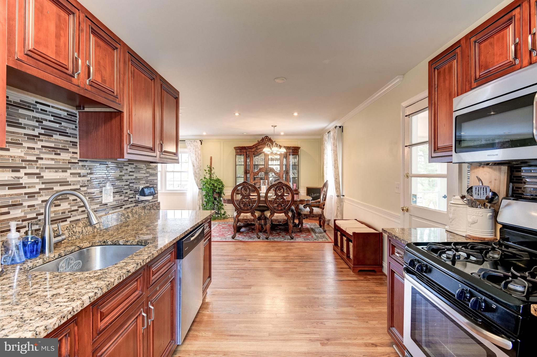 244 Walgrove Road Reisterstown, MD 21136 - Photo 16 of 43 Sleek Stainless Steel Appliances