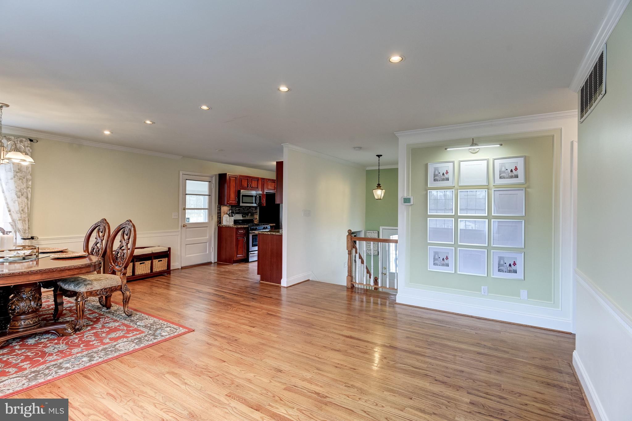 Living Room | Hardwood Floors
